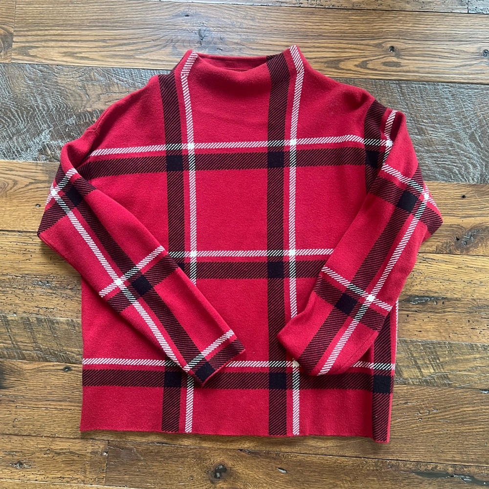 Red Plaid women’s Sweater